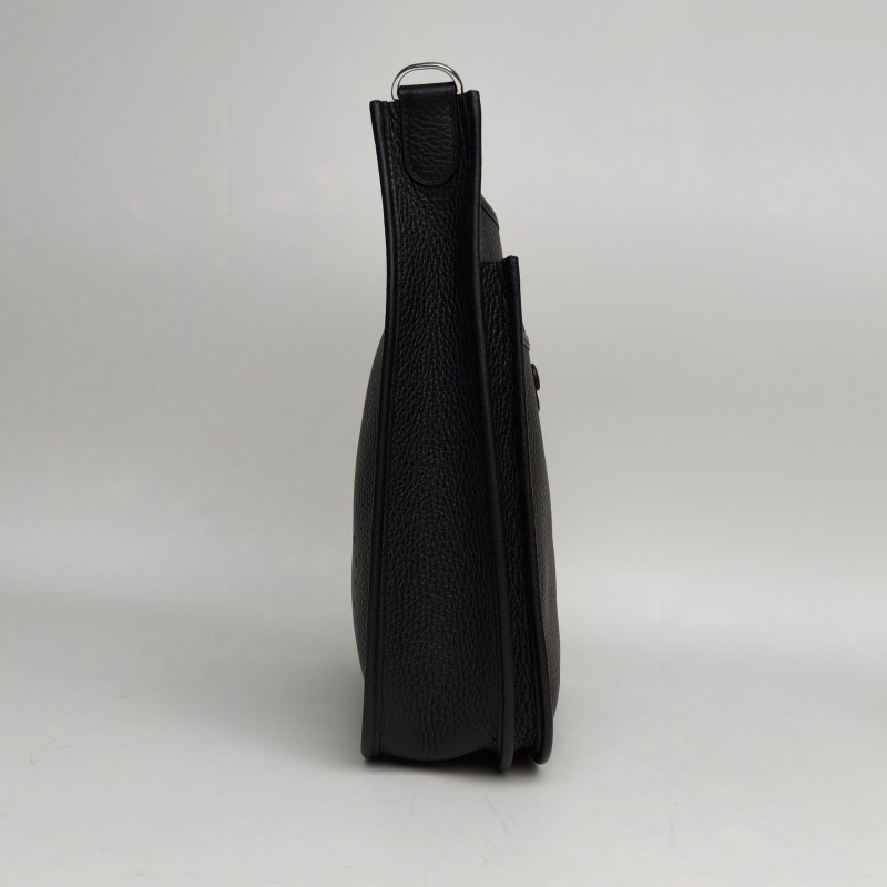 HERMES Evelyne小號2989黑色TC皮W刻銀扣肩背包-1