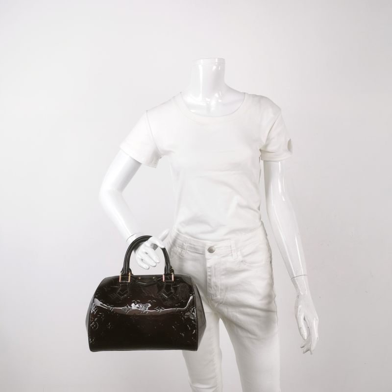 Louis Vuitton(LV)Montana漆皮老花壓紋波士頓包手提包-1