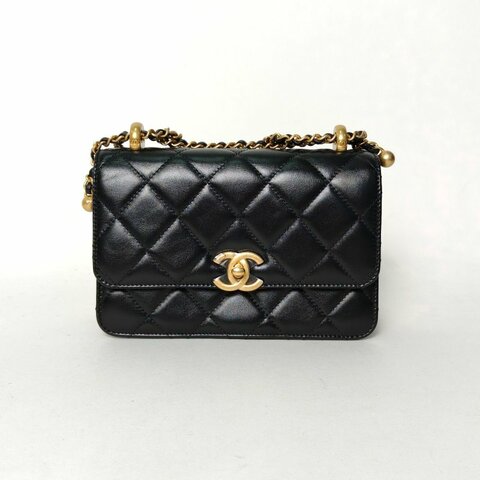 CHANEL 21ACF口蓋包19黑色牛皮晶片開金扣雙金珠皮穿鏈肩背包