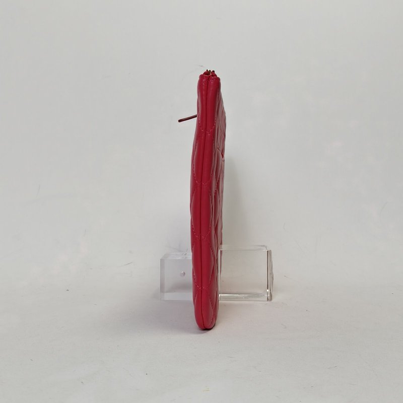 CHANEL CF手拿包小號28桃紅色羊皮22開淺金扣肩背包-3