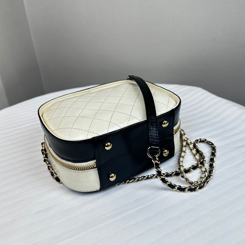 香奈兒/Chanel 黑白雙色鏈條單肩斜挎包 19x8x7cm-11