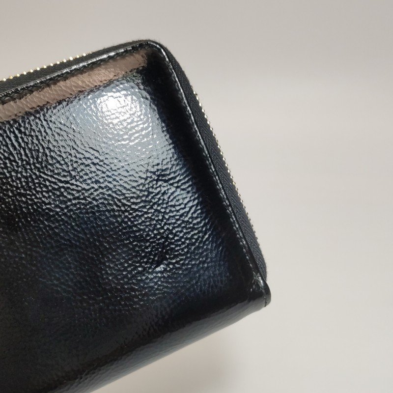 Gucci Soho漆皮純色壓紋雙G長款錢包-10