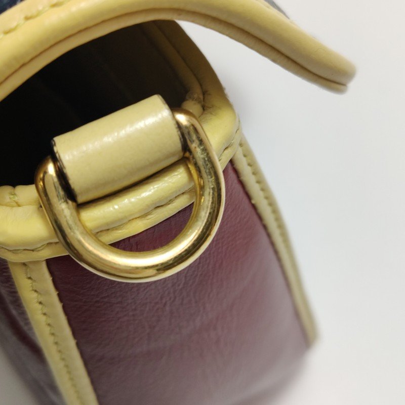 Gucci GG Marmont迷你牛皮撞色雙G標誌斜挎包單肩包-12