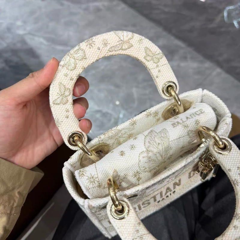 Dior Lady Dior刺繡蝴蝶包-6