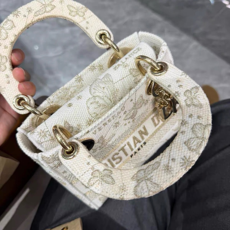 Dior Lady Dior刺繡蝴蝶包-9