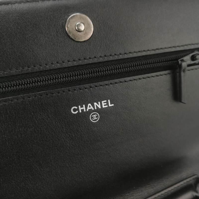 Chanel Boy Bag牛皮菱格絎縫方形雙C鎖扣斜挎包-7