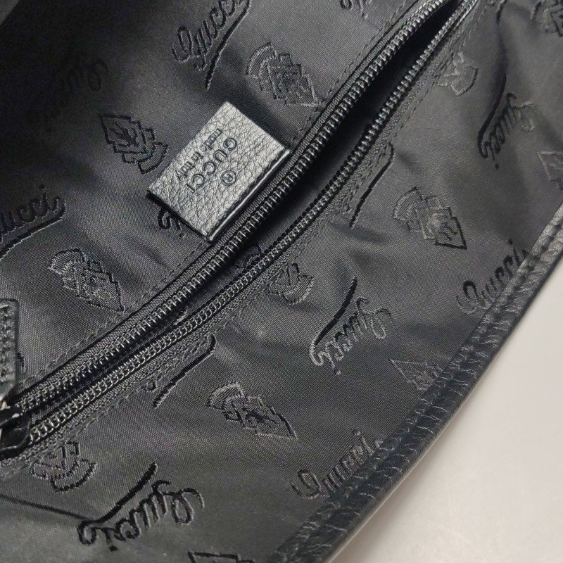 Gucci牛皮純色雙G老花壓紋斜挎包-8