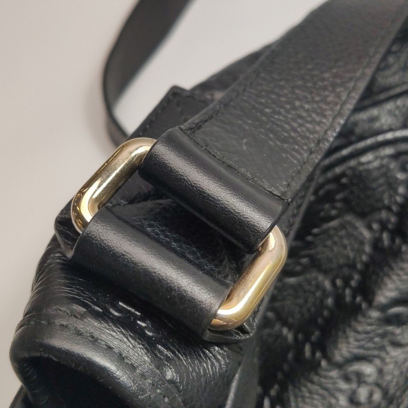 Gucci牛皮純色雙G老花壓紋斜挎包-12