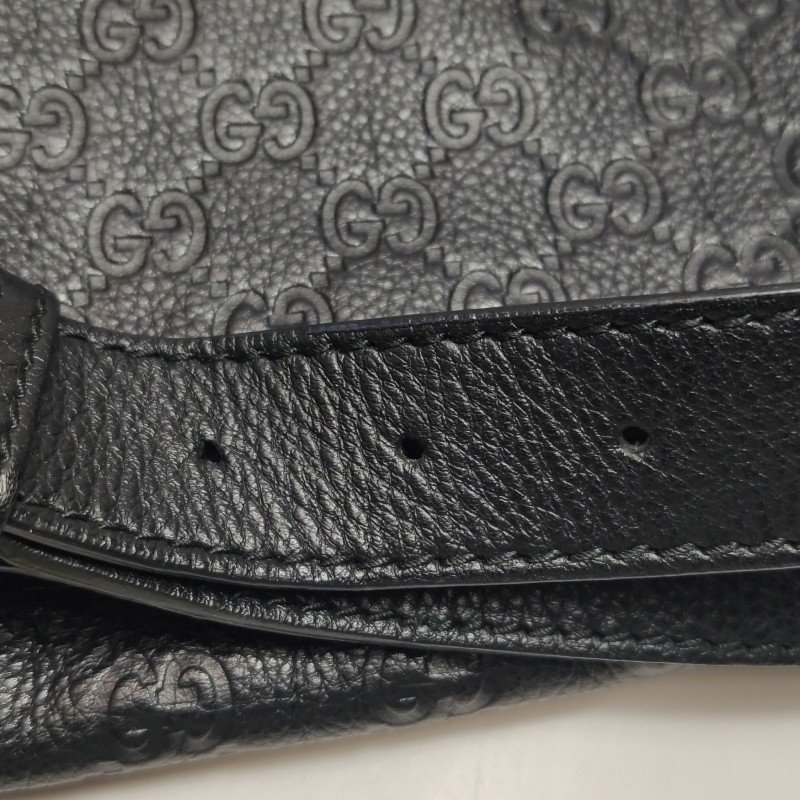 Gucci牛皮純色雙G老花壓紋斜挎包-16