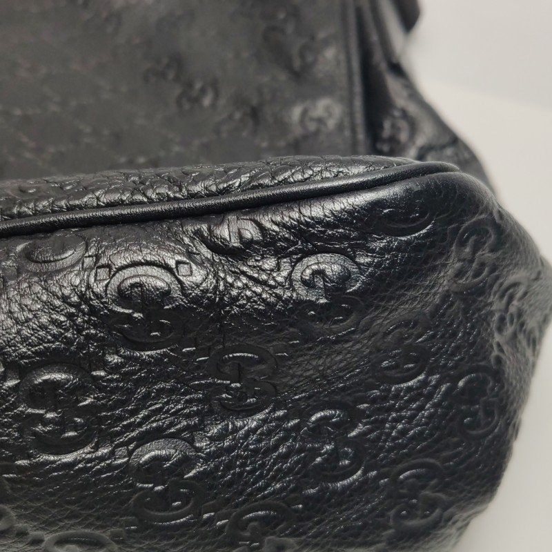 Gucci牛皮純色雙G老花壓紋斜挎包-19