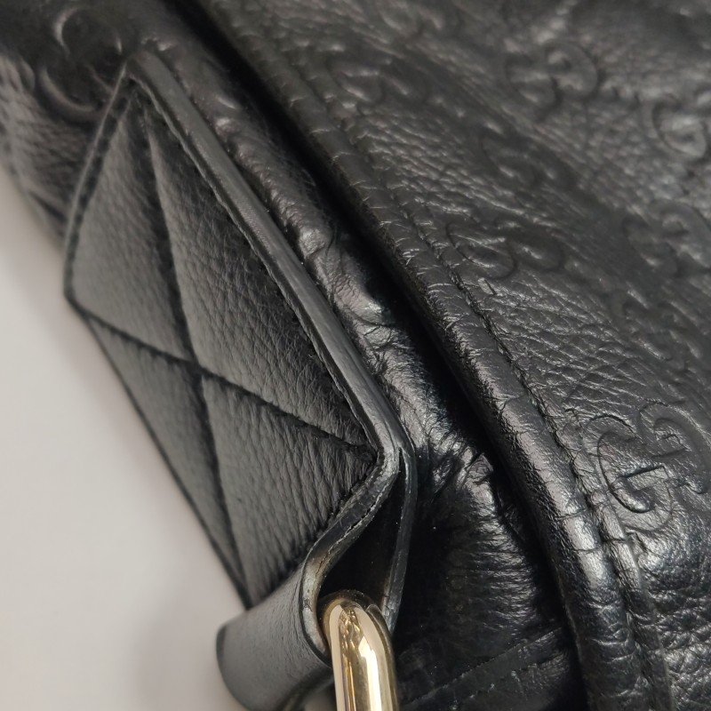 Gucci牛皮純色雙G老花壓紋斜挎包-20