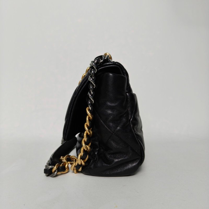 CHANEL 19BAG口蓋包中號30黑色羊皮29開金銀扣肩背包-3
