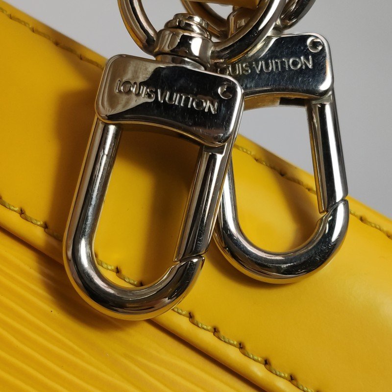 Louis Vuitton(LV)Alma小號牛皮水波紋貝殼包斜挎包-9