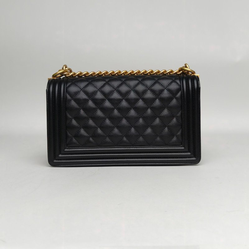 CHANEL Leboy中號25黑色荔枝牛皮晶片開金扣菱格紋肩背包-2