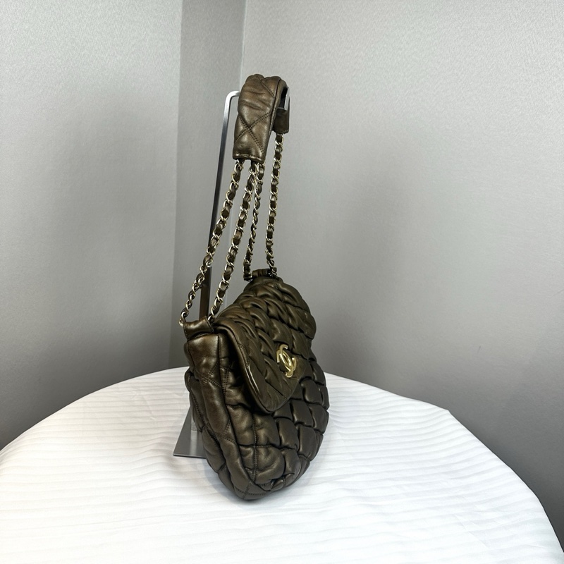 香奈兒/Chanel Metallic Bubble Quilted Bag金屬色單肩腋下包29x10x20cm-4