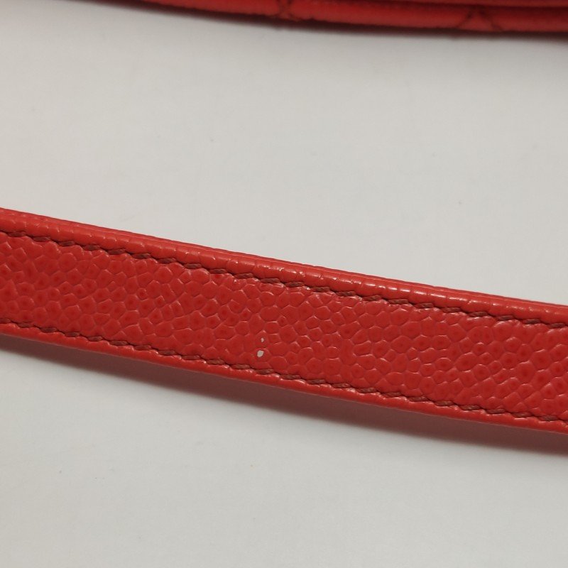 Chanel Mademoiselle 牛皮純色菱格絎縫曲線造型單肩包-11