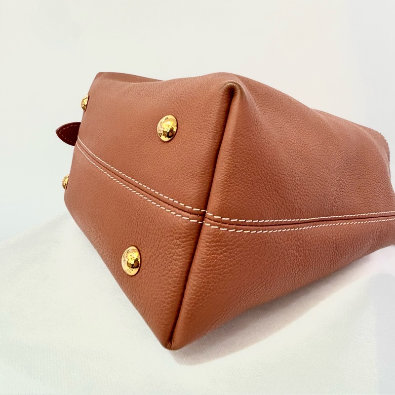 LV 琥珀色牛皮Low Key Hobo PM-5