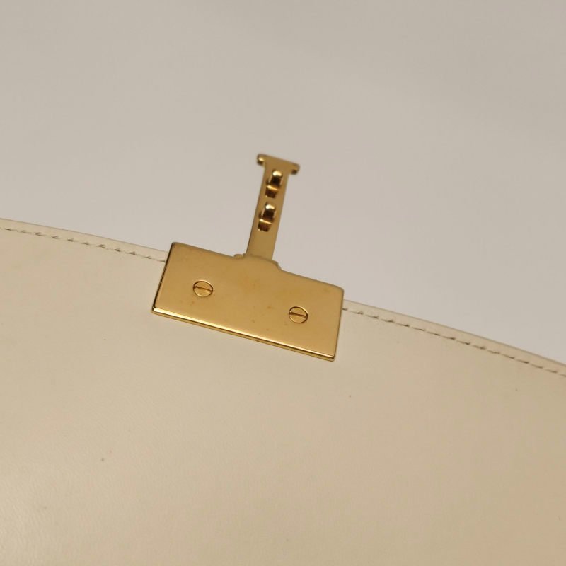 Dior 30 Montaigne 蒙田包小號牛皮純色CD標誌斜挎包-12