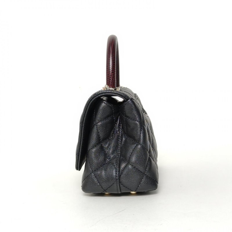 CHANEL CocoHandleMini19黑色荔枝牛皮晶片開淺金扣蜥蜴壓紋手柄肩背包-1