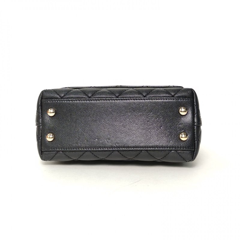 CHANEL CocoHandleMini19黑色荔枝牛皮晶片開淺金扣蜥蜴壓紋手柄肩背包-4