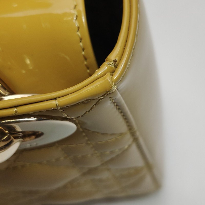 Dior Lady Dior 戴妃包迷你漆皮純色藤格紋字母Logo吊飾斜挎包單肩包-20