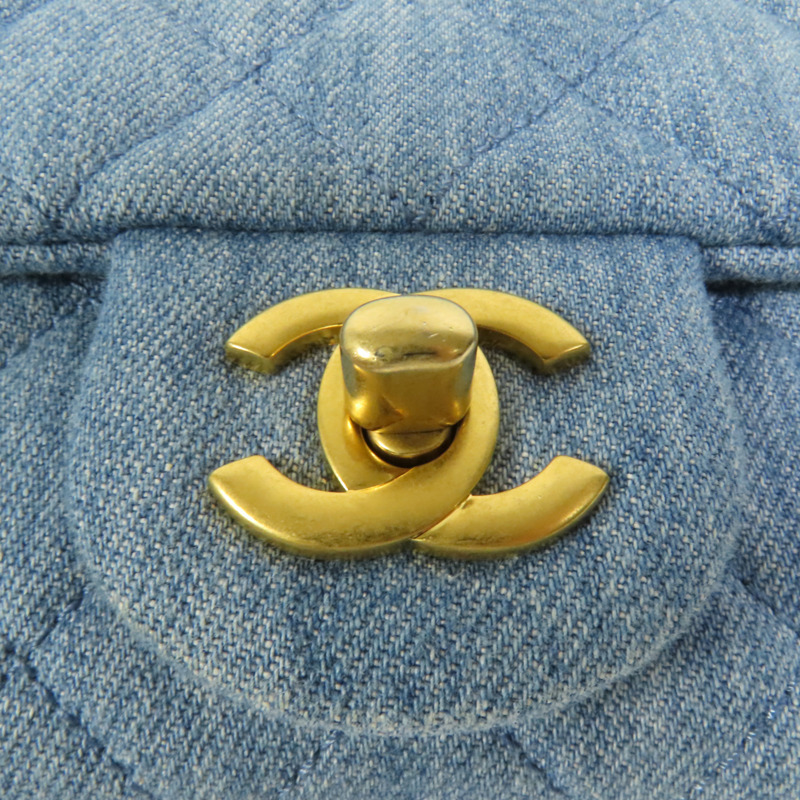 CHANEL Denim Mini Classic 17金扣鏈帶肩背袋-7