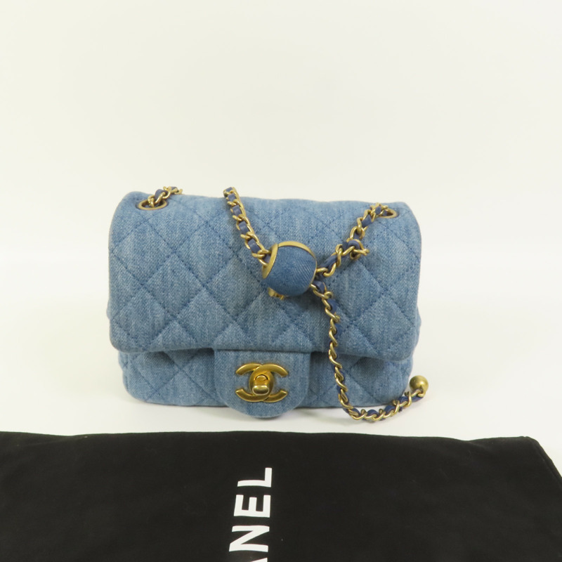 CHANEL Denim Mini Classic 17金扣鏈帶肩背袋-11