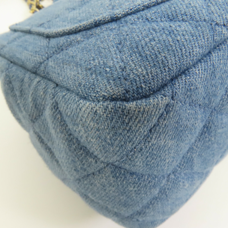 CHANEL Denim Mini Classic 17金扣鏈帶肩背袋-14