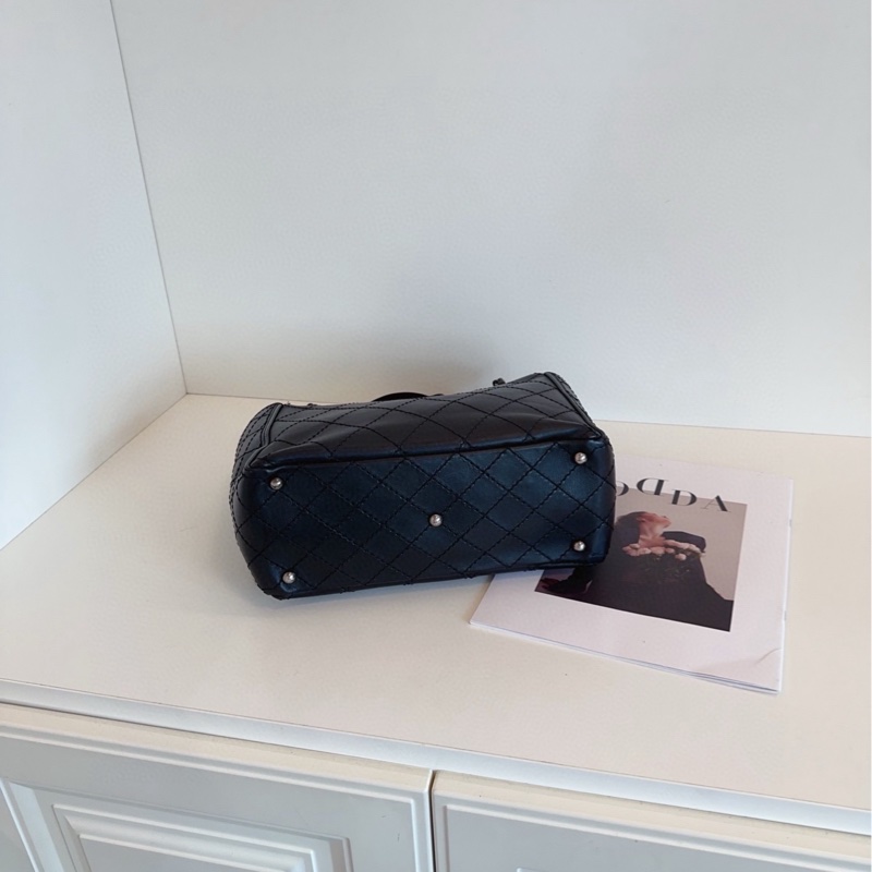 【98新🆕】Chanel 黑銀牛皮菱格3way托特包 帥氣雙C大掛墜 小號噢 手提單肩包-4