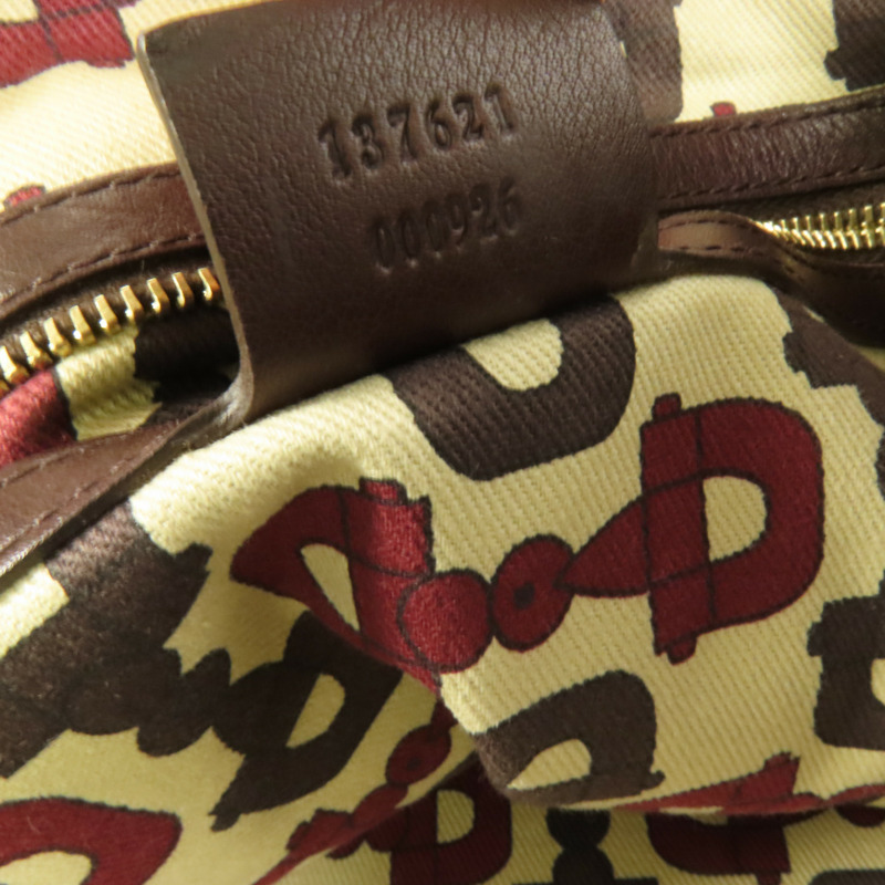 GUCCI 牛皮皮革Pelham金扣肩背袋-8