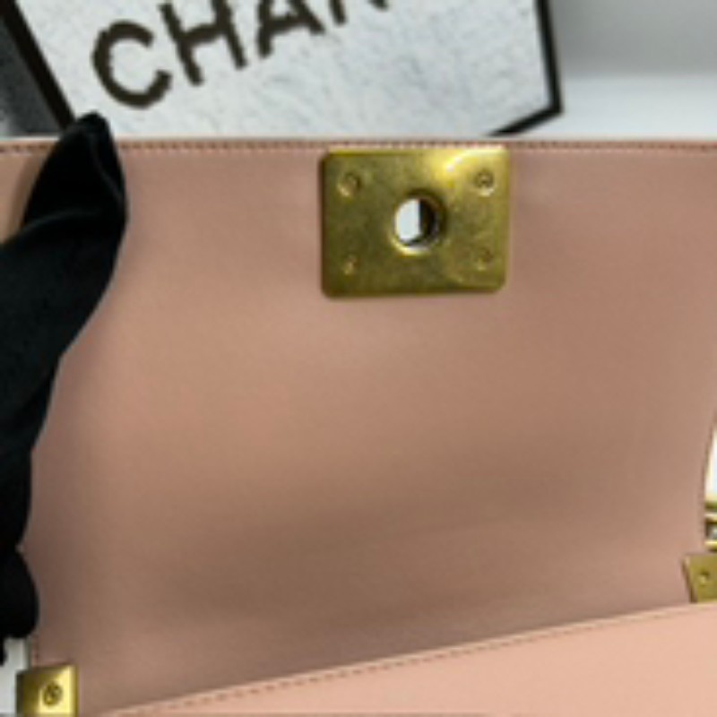 CHANEL 粉色羊皮宮廷款 中號25cm 肩背包-10