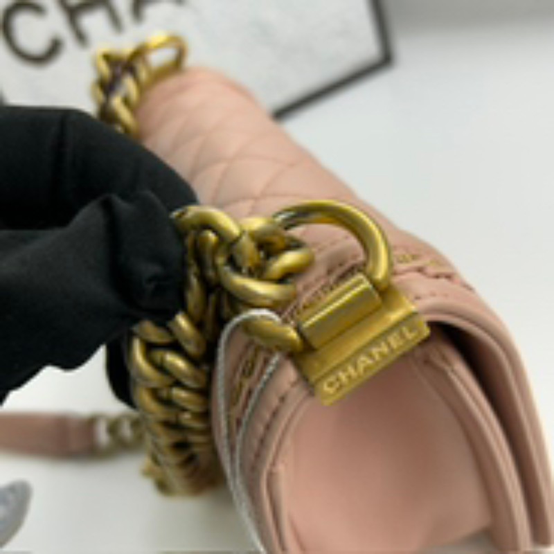 CHANEL 粉色羊皮宮廷款 中號25cm 肩背包-16