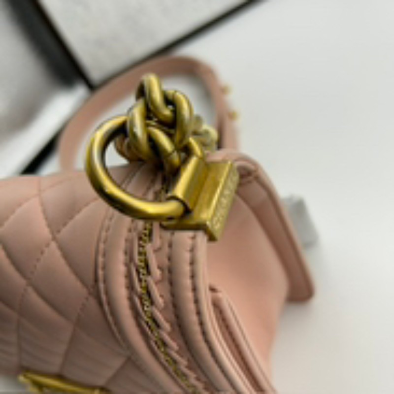 CHANEL 粉色羊皮宮廷款 中號25cm 肩背包-17