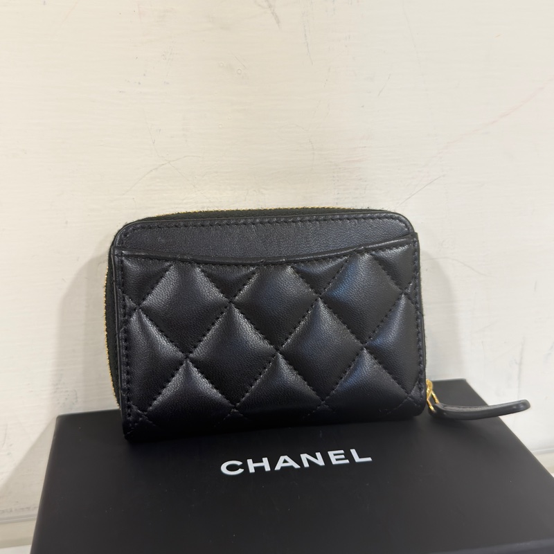 #全新帶膜 #全配🉑送禮 香奈兒黑金ㄇ字拉鍊零錢包 芯片款-2