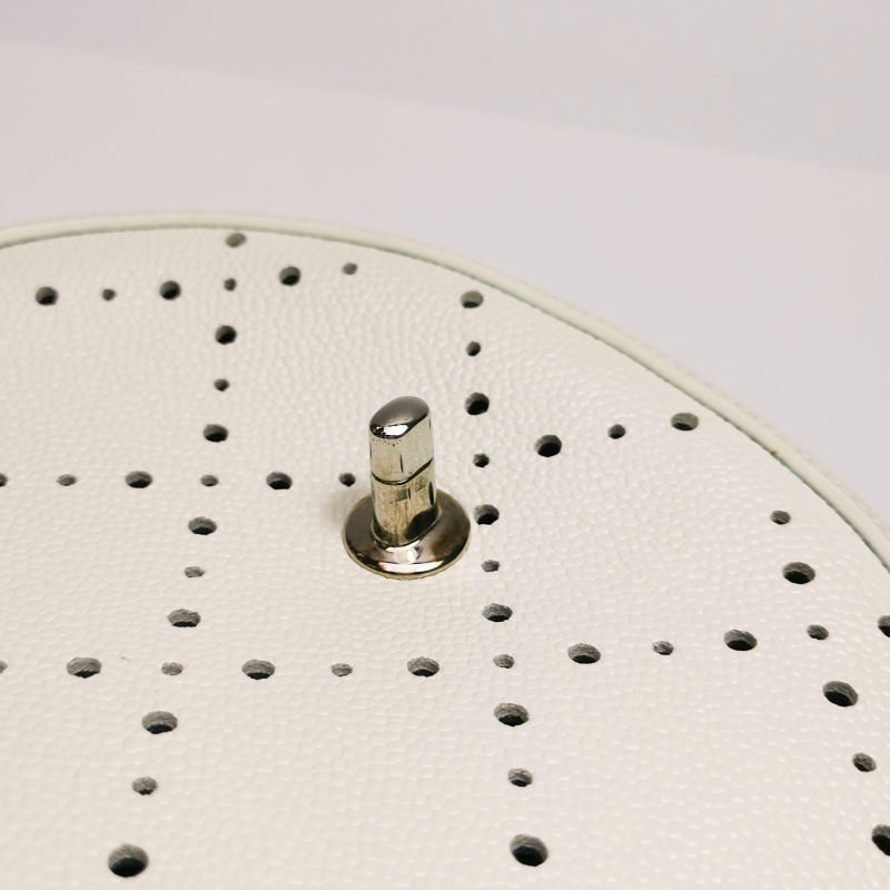 Chanel Flap Bag牛皮字母雙C斜挎單肩包-12