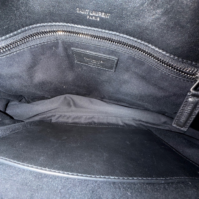 #全台唯一蛇皮拼牛皮 #櫃上15萬 Ysl黑銀Niki 中號 #賠💰割愛-17