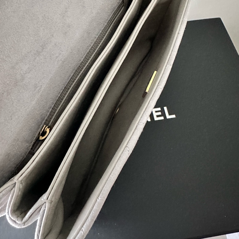 Chanel 小羊皮毛毛 灰色 口蓋包 肩背包 芯片-14