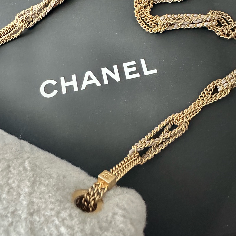 Chanel 小羊皮毛毛 灰色 口蓋包 肩背包 芯片-19