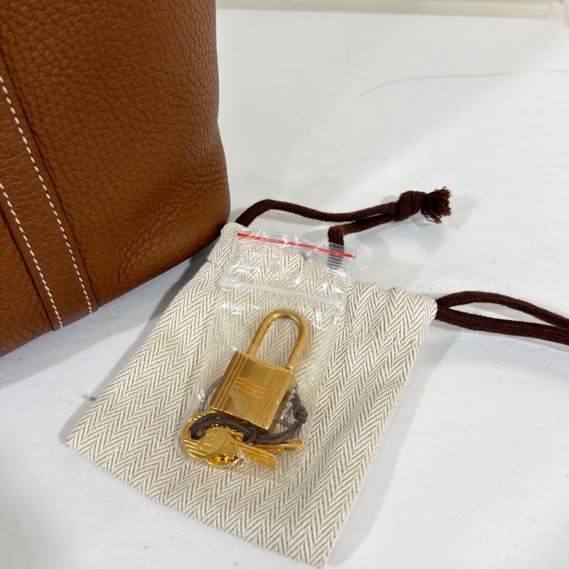 #閒置帶膜 #配件齊全🈶購證 愛馬仕菜籃子金棕金picotin18-7