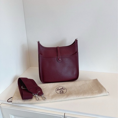 【99新🆕】Hermes Evelyne依芙琳29 愛馬仕紅銀扣 A刻 單肩包