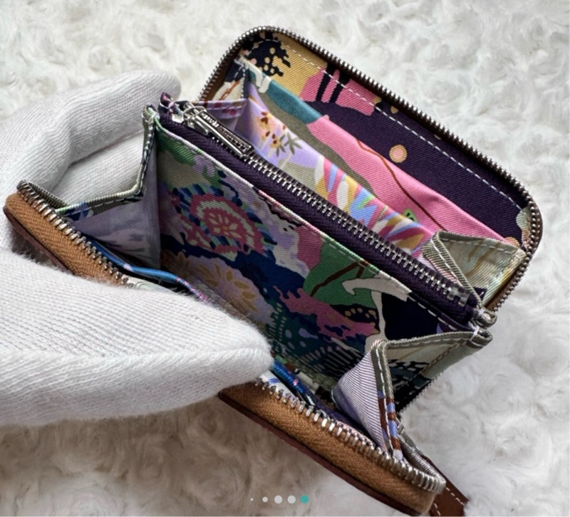 HERMES Silk'in 絲巾拉鍊短夾 - 金棕 /自由之城-2