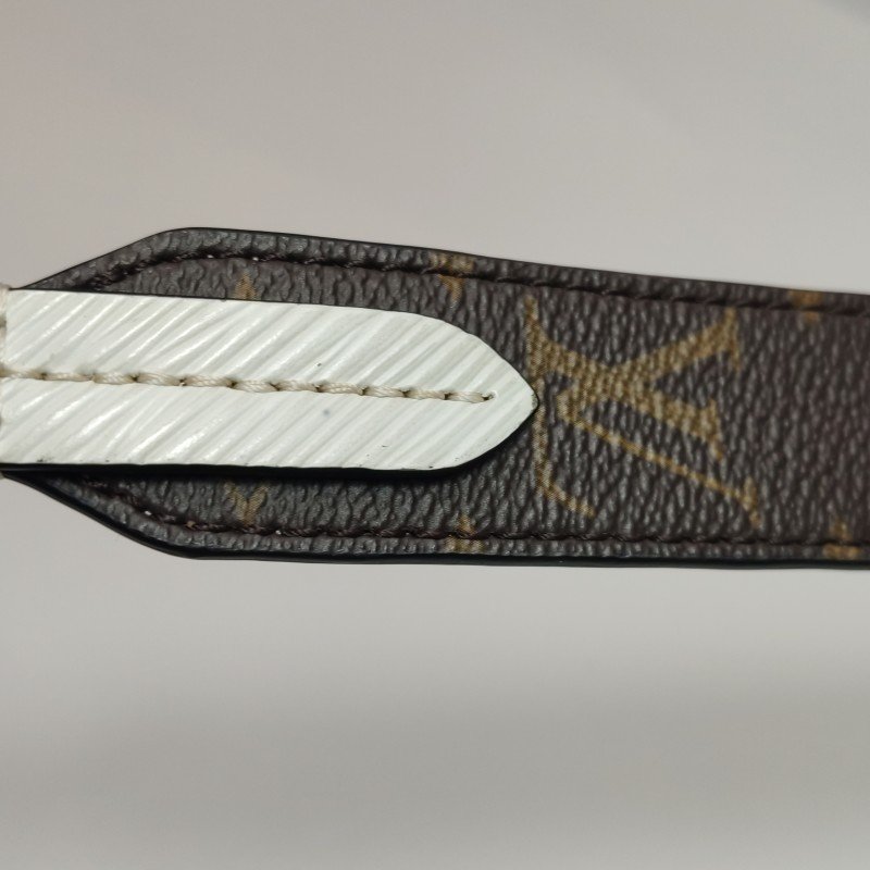 Louis Vuitton(LV)Spring Street牛皮漆皮老花壓紋S-lock鎖扣斜挎包單肩包-9