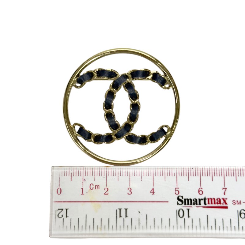 CHANEL CC 皮穿鏈 胸針-7