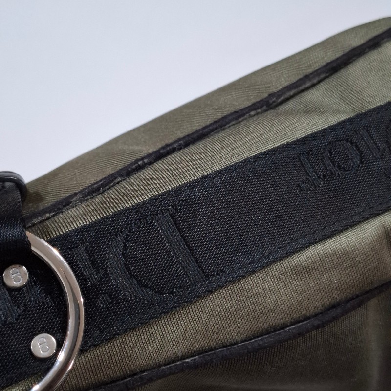 Christina Dior 水鑽釦頭Hobo包-33