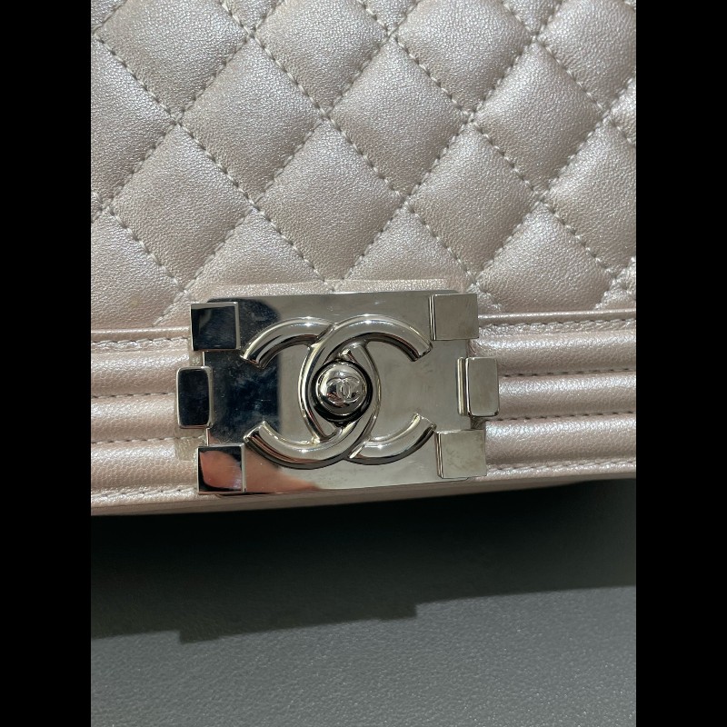 Chanel  Leboy 20cm 小號 珠光色粉 銀扣-6