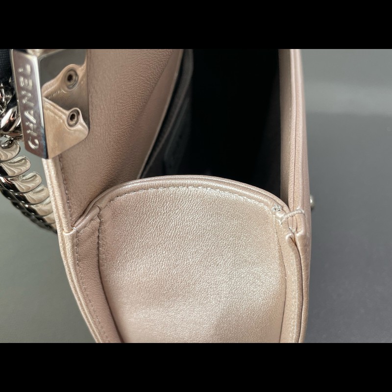 Chanel  Leboy 20cm 小號 珠光色粉 銀扣-18