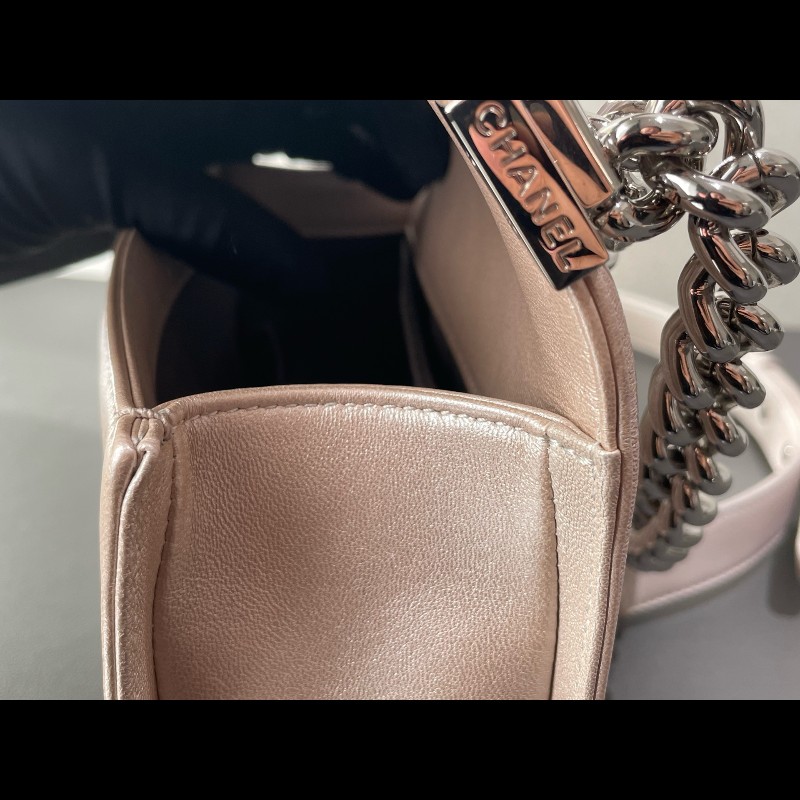 Chanel  Leboy 20cm 小號 珠光色粉 銀扣-19