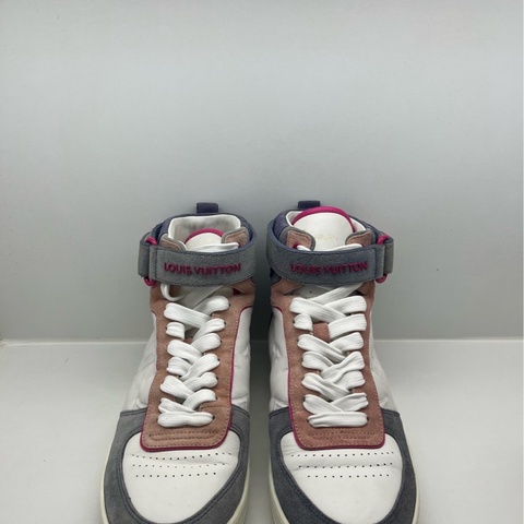 Louis vuitton/路易威登 lv馬卡龍粉白色 女高幫鞋 boombox 38.5碼 型號1A7RND  97新