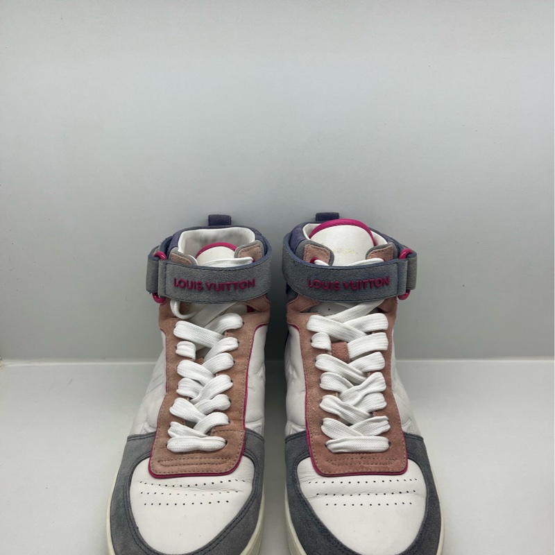 Louis vuitton/路易威登 lv馬卡龍粉白色 女高幫鞋 boombox 38.5碼 型號1A7RND  97新-0