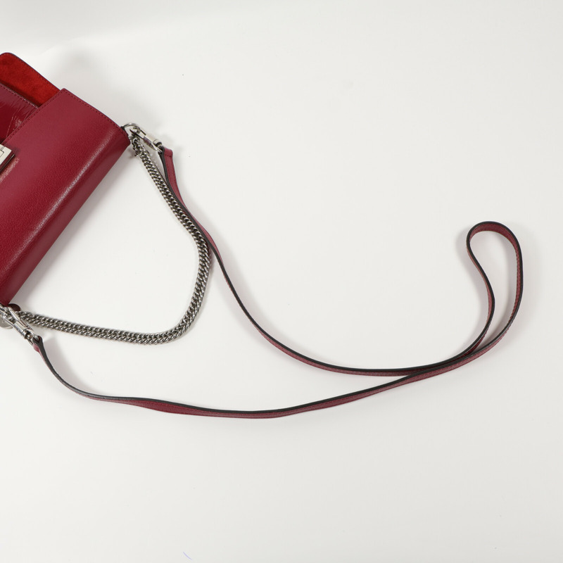 GIVENCHY 牛皮皮革Chain Shoulder銀扣鏈帶肩背袋-4